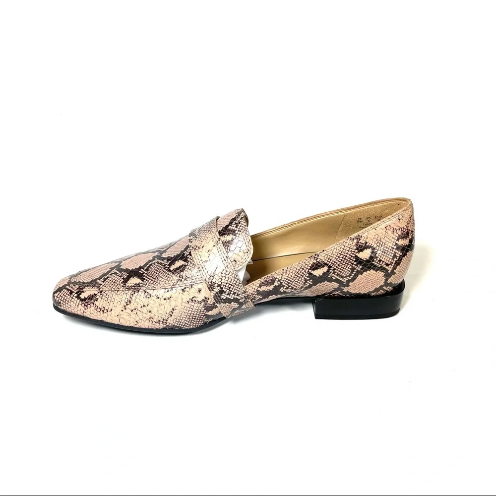 Naturalizer Women's Loafers Barely Nude Snake Prints Leather Size 8W‎